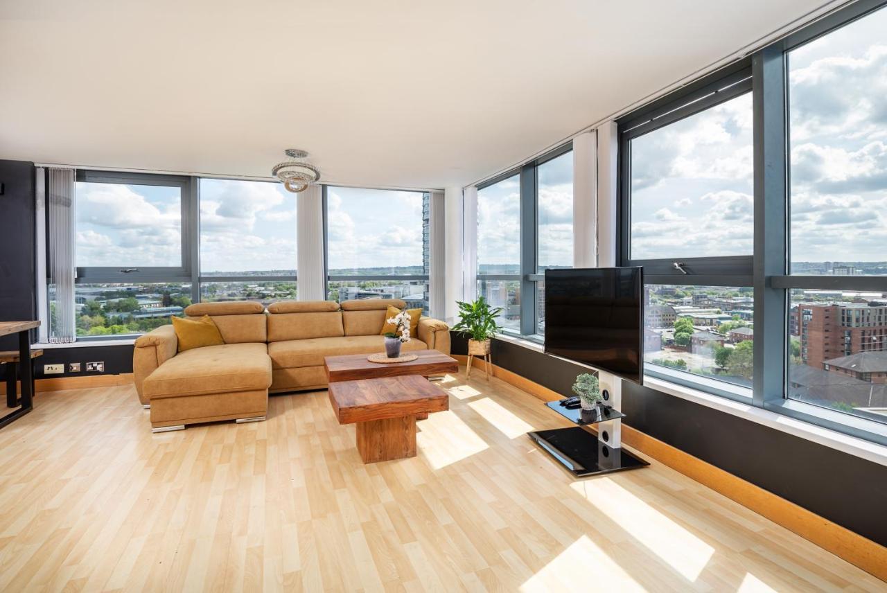 Leeds Most Stunning Penthouse! - Sleeps 8 Lejlighed Eksteriør billede
