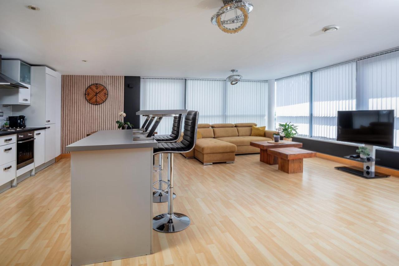 Leeds Most Stunning Penthouse! - Sleeps 8 Lejlighed Eksteriør billede